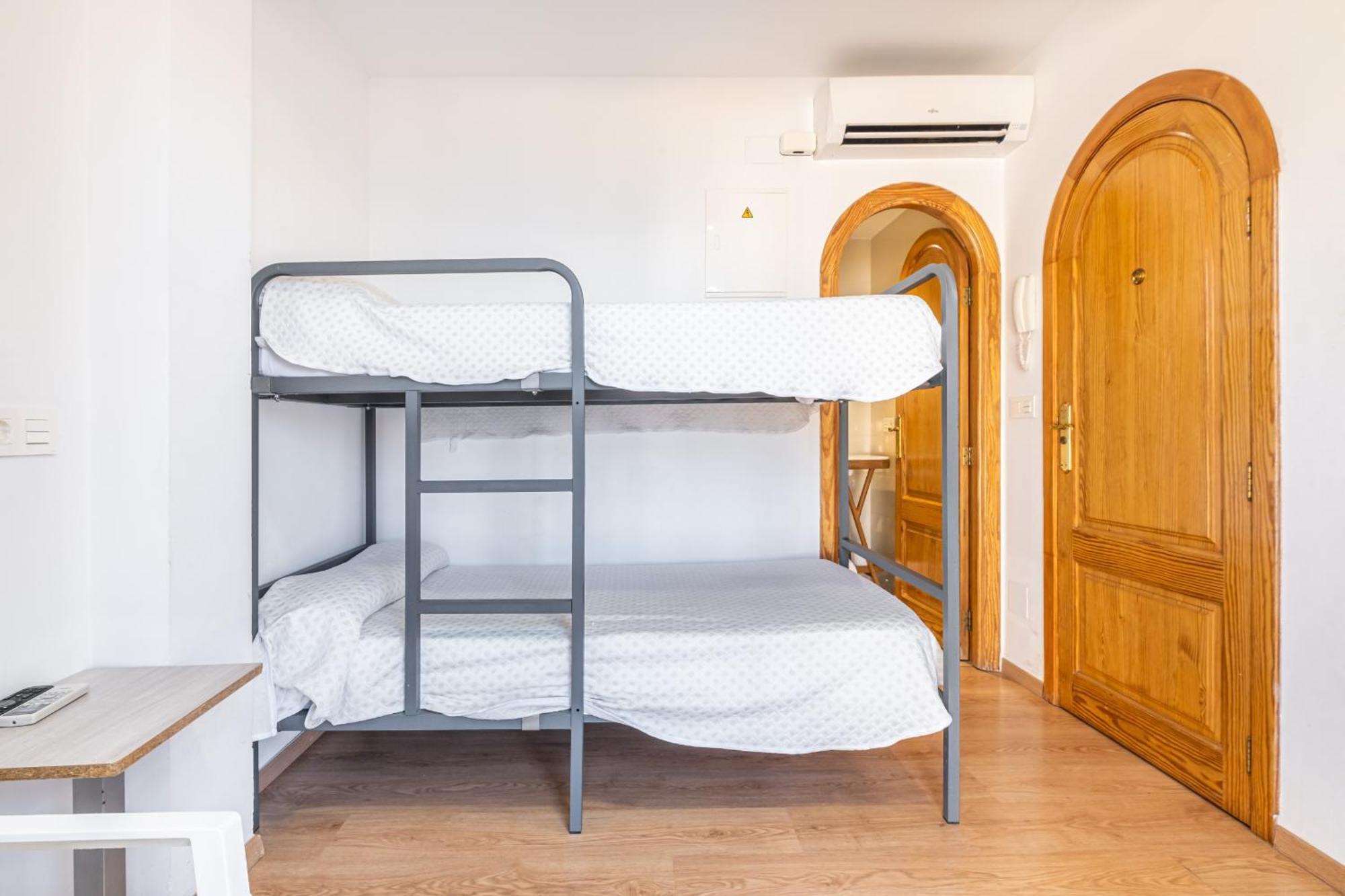 Apartamentos El Castell Benidorm Old-Town Номер фото